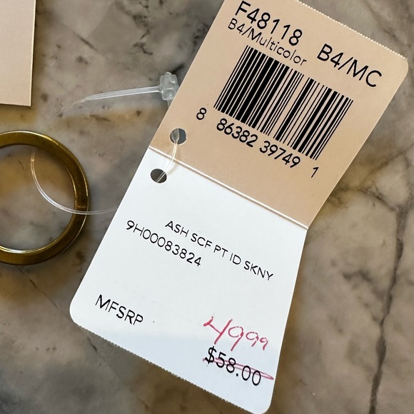 NWT Coach ID Holder / Keychain with zipper compartment - Picture 4 of 6